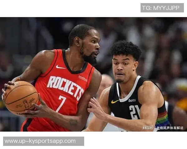 杜兰特称赞小贾巴里训练成效显著进步神速令人惊喜